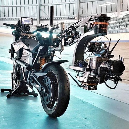 moto travelling shotover G1 tete gyrostabilisée gyrostabilized head dynagrip