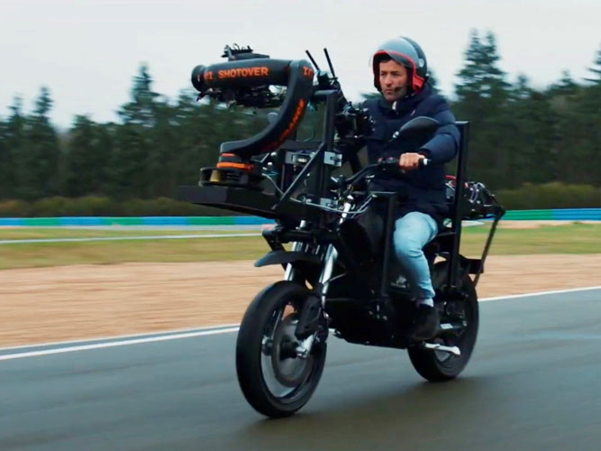 moto travelling shotover G1 tete gyrostabilisée gyrostabilized head dyna-grip
